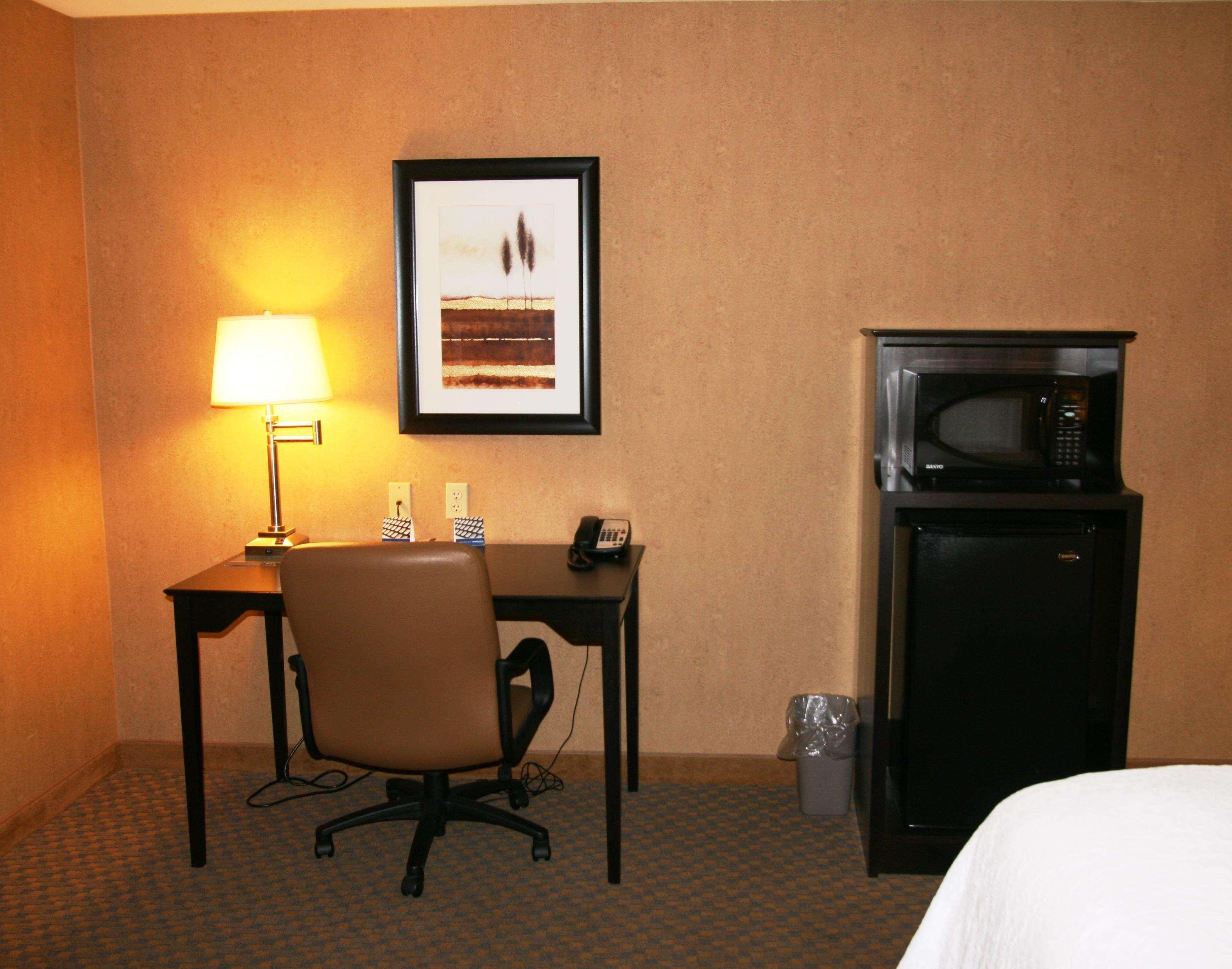 Hampton Inn And Suites Barstow Bilik gambar